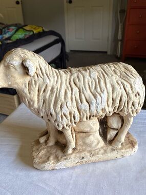 Vintage-Style Cream Sheep Sculpture Decorative Figurine